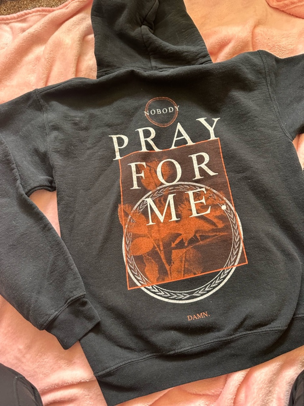 DAMN. Kendrick Lamar Tour 2017 Black Pullover Hoodie - Picture 2 of 4